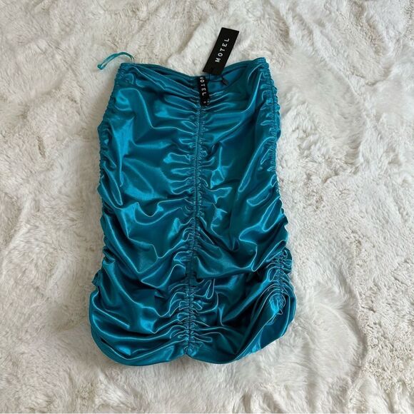 NWT Motel blue shiny solena skirt spandex blue size s - Picture 9 of 13